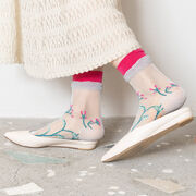 Embroidered flower semi-sheer white socks